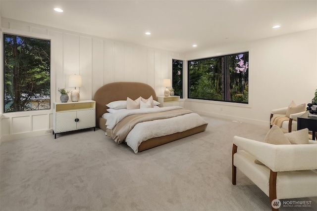 11618 NE 111th St, Kirkland, WA 98033 - carpeted bedroom with recessed lighting and a decorative wall