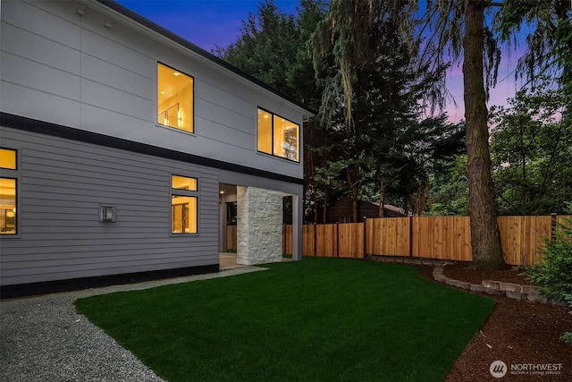11618 NE 111th St, Kirkland, WA 98033 - view of back of property at dusk