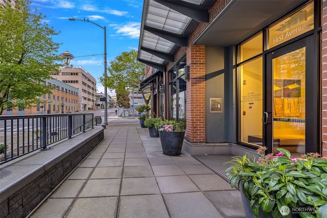 2721 1st Ave Unit 1101, Seattle, WA 98121 - view of patio / terrace