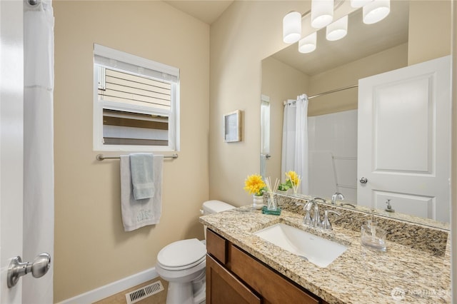 1501 209th Ave NE, Sammamish, WA 98074 - full bath featuring vanity and a shower with curtain