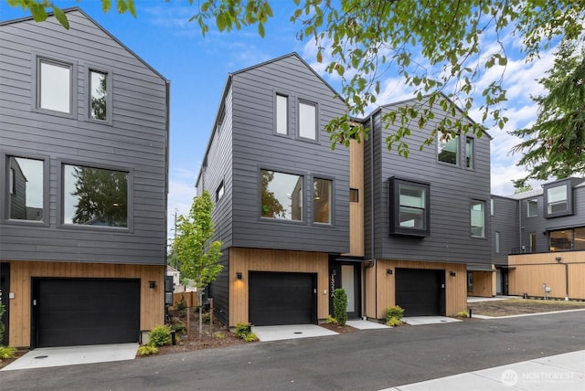 1323 N 185th St Unit A, Shoreline, WA 98133 - view of multi unit property