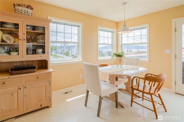 618 12th St, Bellingham, WA 98225 - dining space with baseboards