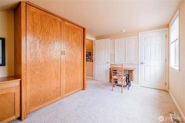 618 12th St, Bellingham, WA 98225 - home office with carpet flooring and baseboards