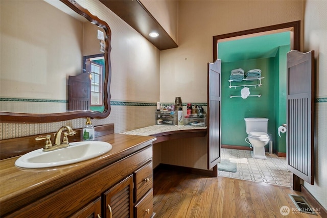 511 N Iron St, Centralia, WA 98531 - bathroom with vanity and wood finished floors