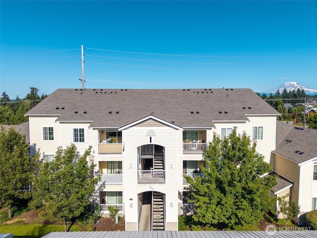 18527 101st Avenue Ct E Unit 313, Puyallup, WA 98375 - photo 2