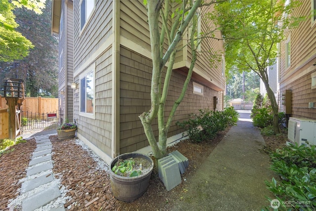 2511 NE 125th St Unit A, Seattle, WA 98125 - view of side of property