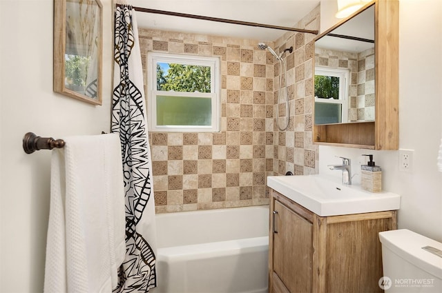 3033 48th Ave SW, Seattle, WA 98116 - bathroom with shower / bath combo and vanity