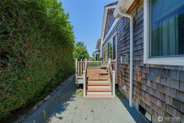 2603 Sea Crest Ln, Long Beach, WA 98631 - view of yard with a wooden deck