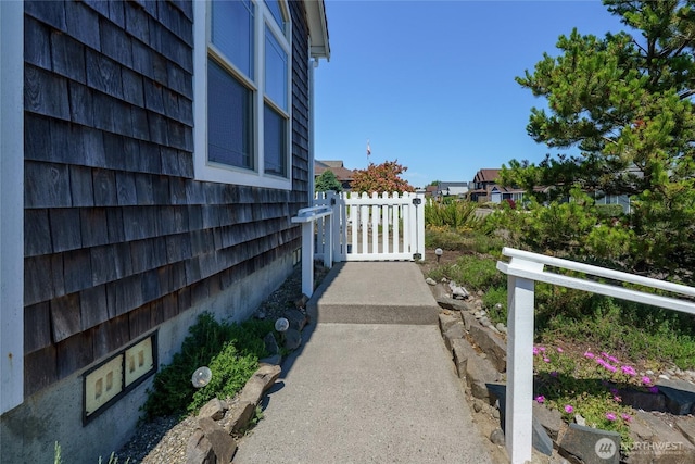 2603 Sea Crest Ln, Long Beach, WA 98631 - view of side of home