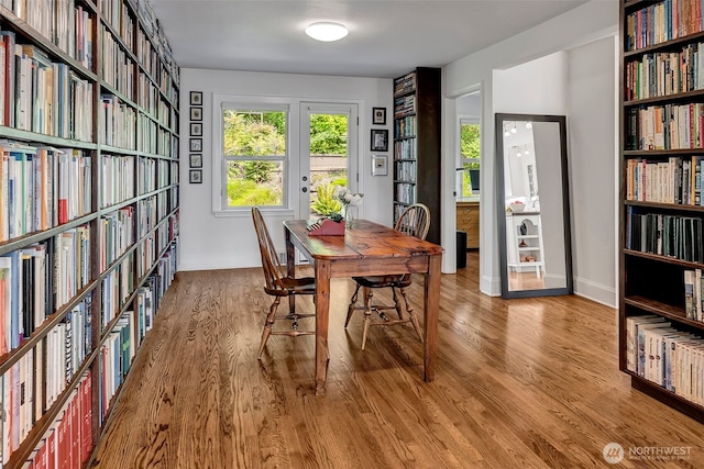 3006 43rd Ave W, Seattle, WA 98199 - dining room featuring wood finished floors and baseboards