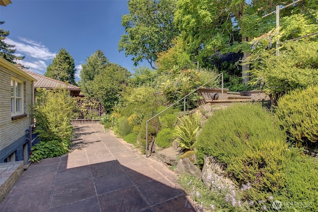 3006 43rd Ave W, Seattle, WA 98199 - view of patio