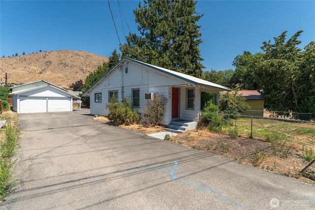 203 E Parkhill St, Cashmere, WA 98815 - photo 1