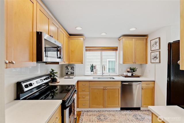 9239 Ashworth Ave N Unit B, Seattle, WA 98103 - photo 24