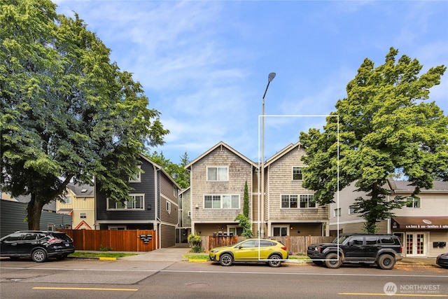 9217 Roosevelt Way NE Unit B, Seattle, WA 98115 - view of front of property featuring french doors
