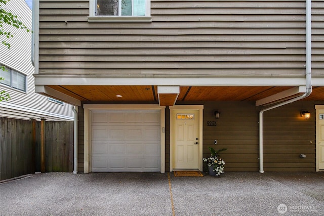 9217 Roosevelt Way NE Unit B, Seattle, WA 98115 - view of garage