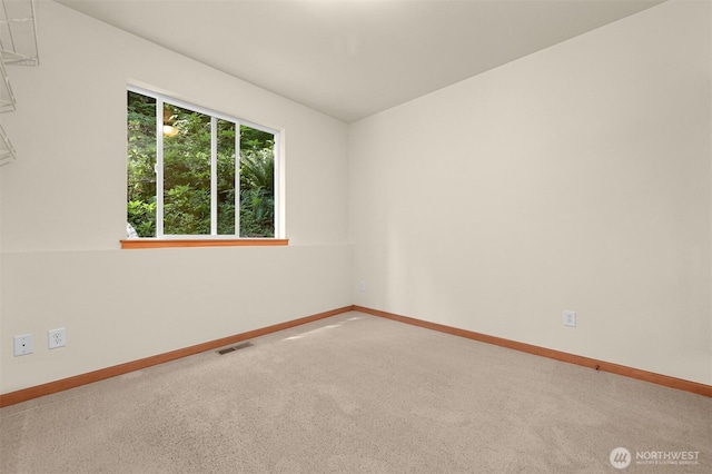 5 Arabian Way, Bellingham, WA 98229 - carpeted empty room with baseboards