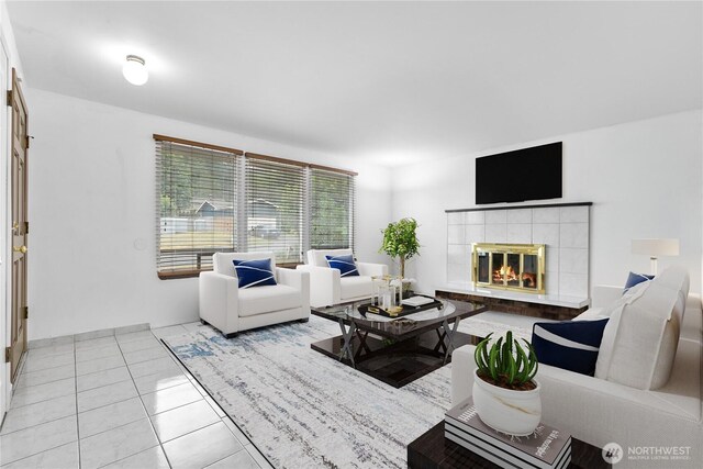 802 39th Pl, Bellingham, WA 98229 - living area featuring light tile patterned flooring and a tile fireplace