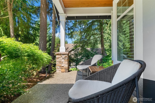 915 7th Ct, Fox Island, WA 98333 - photo 4