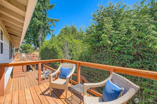13601 SE 141st St, Renton, WA 98059 - view of wooden terrace