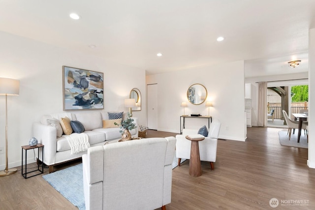 2016 3rd Ct SE, Auburn, WA 98002 - living room featuring wood finished floors and recessed lighting