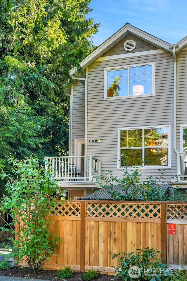 1542 15th Ave S Unit A, Seattle, WA 98144 - view of home's exterior