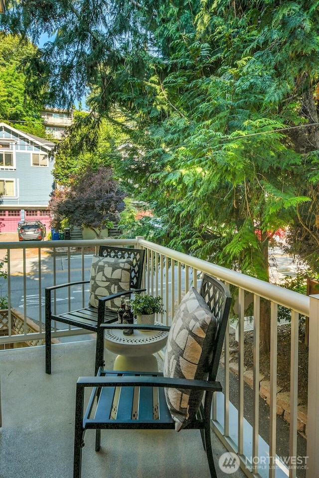 1542 15th Ave S Unit A, Seattle, WA 98144 - view of balcony