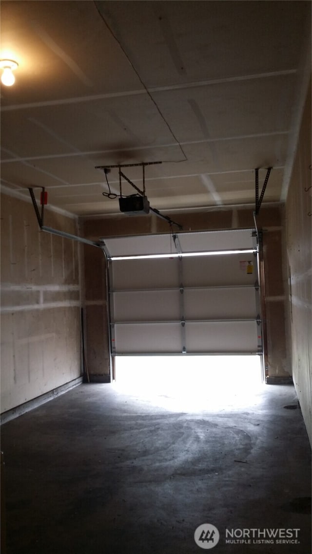 906 S 22nd Ct, Mount Vernon, WA 98274 - garage with a garage door opener