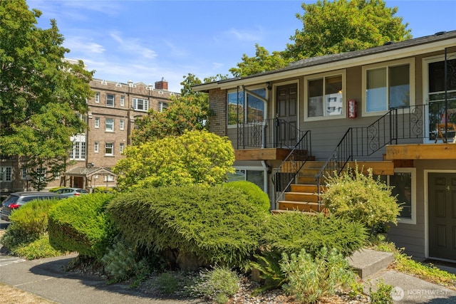 604 N 3rd St Unit 8, Tacoma, WA 98403 - view of property with stairs