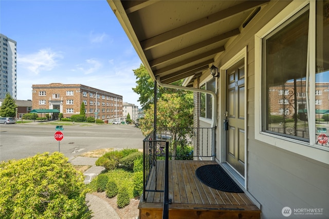 604 N 3rd St Unit 8, Tacoma, WA 98403 - view of covered porch