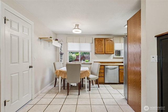 1106 SE 26th St, Auburn, WA 98002 - dining room featuring light tile patterned floors