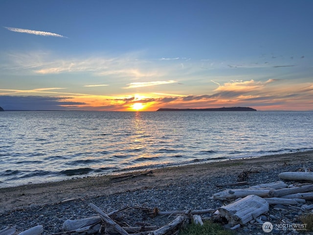 85 Quinault Loop, Port Townsend, WA 98368