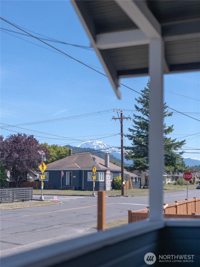 1722 Harding St, Enumclaw, WA 98022 - photo 2
