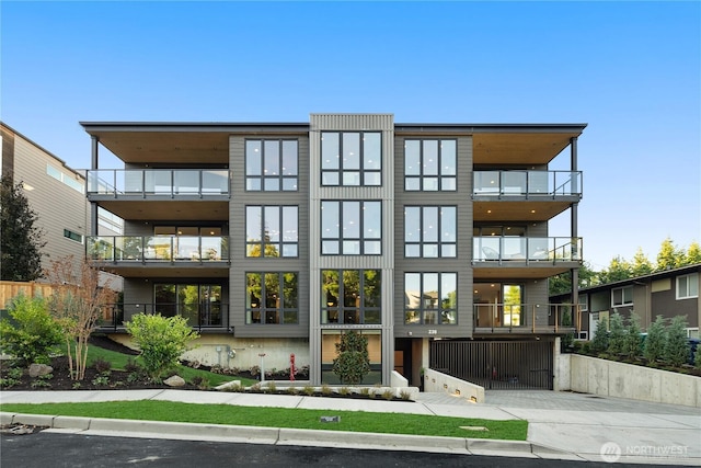 238 4th Ave Unit 300, Kirkland, WA 98033 - rear view of property featuring a balcony