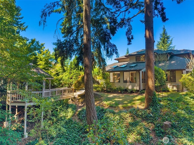 33202 2nd Pl SW, Federal Way, WA 98023 - view of green lawn with a deck