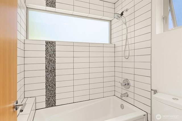 933 16th Avene, Seattle, WA 98122 - bathroom with bathtub / shower combination and plenty of natural light