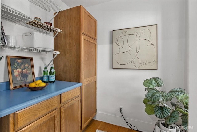 5825 4th Ave NW, Seattle, WA 98107 - bar area featuring wood finished floors