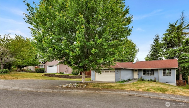 3919 Timothy Ct, Bellingham, WA 98226 - view of front of home featuring a front lawn, an attached garage, and crawl space
