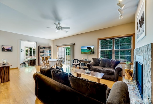 7512 Marwood Pl, Woodinville, WA 98072 - photo 3
