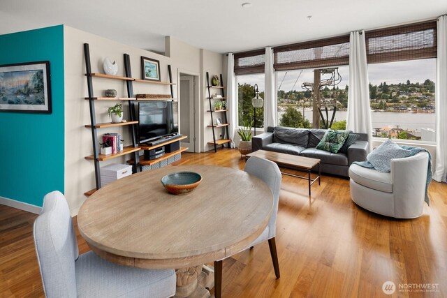 2960 Eastlake Ave E Unit 313, Seattle, WA 98102 - photo 2