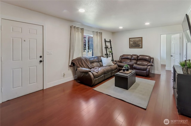418 Jefferson St, Centralia, WA 98531 - living area with wood finished floors and recessed lighting