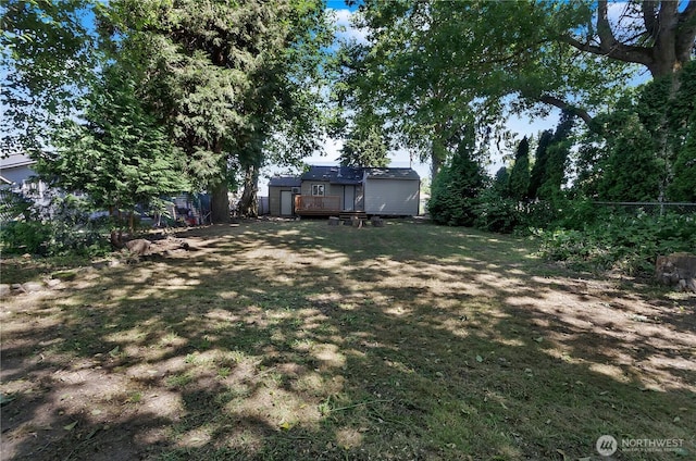 418 Jefferson St, Centralia, WA 98531 - view of yard with a deck