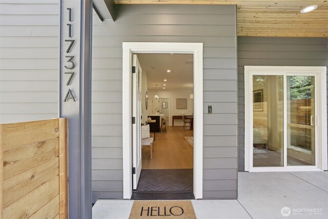 11737 38th Ave NE Unit A, Seattle, WA 98125 - entrance to property