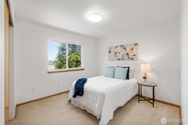 2819 Z St SE, Auburn, WA 98002 - carpeted bedroom featuring baseboards