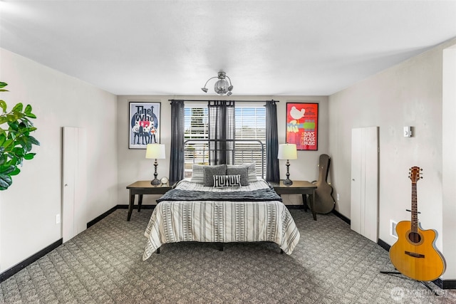 1702 7th Ave SW, Puyallup, WA 98371 - carpeted bedroom featuring baseboards
