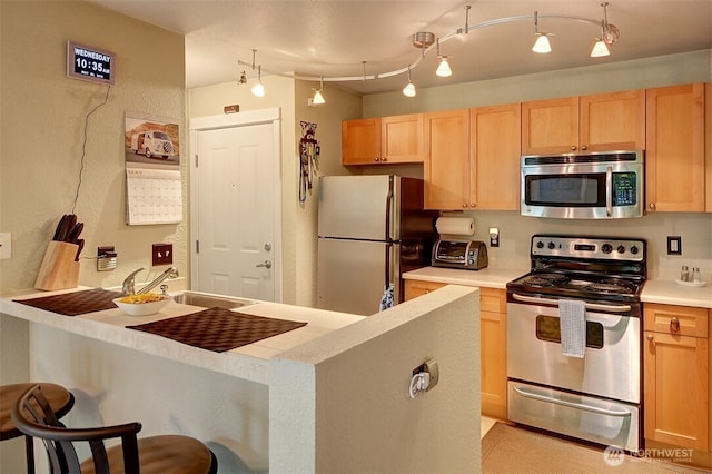 9805 Avondale Rd NE Unit T254, Redmond, WA 98052 - photo 4