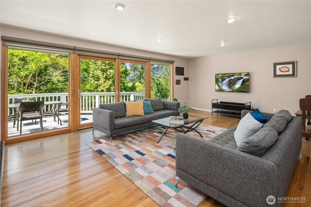 1823 121st Ave SE, Bellevue, WA 98005 - living room featuring wood finished floors and recessed lighting