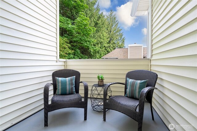 6707 SE Cougar Mountain Way Unit 2, Bellevue, WA 98006 - view of patio