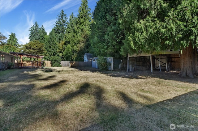 7127 Fair Oaks Loop SE, Olympia, WA 98513 - view of yard with an outdoor structure