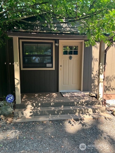 20011 Tveit Rd, Arlington, WA 98223 - entrance to property