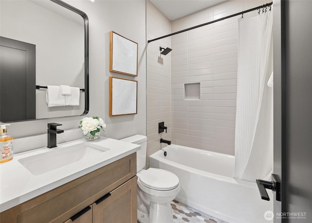 16429 Snohomish Ave SE, Clearview, WA 98296 - full bathroom with vanity and shower / bathtub combination with curtain